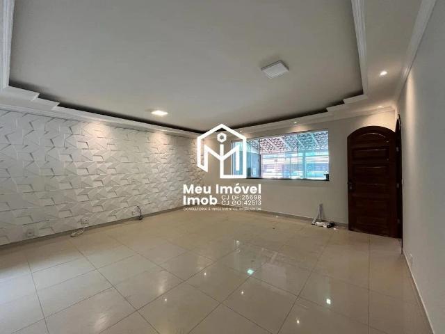 Casa / Sobrado para Venda em Taguatinga/DF Taguatinga Norte 4 Quartos