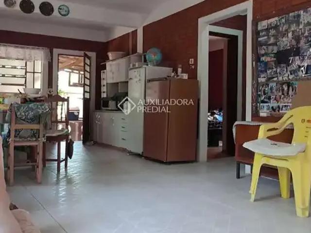 Casa / Sobrado para Venda em Tapes/RS Balneário Rebello 3 Quartos