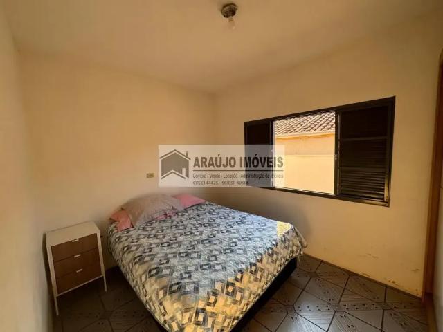 Casa / Sobrado para Venda em Tapiratiba/SP Jardim Santa Deolinda 4 Quartos