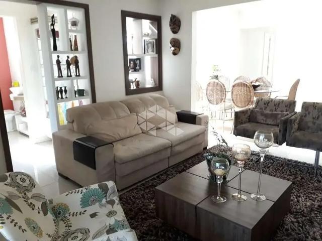 Casa / Sobrado para Venda em Taquara/RS Centro 4 Quartos