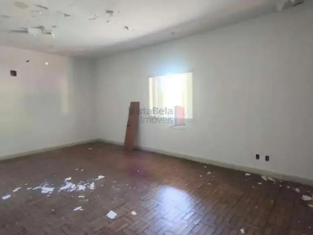 Casa / Sobrado para Venda em Taubaté/SP Centro 3 Quartos
