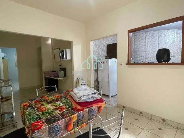 Casa / Sobrado para Venda em Taubaté/SP Parque Jaraguá 2 Quartos