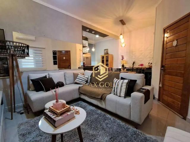 Casa / Sobrado para Venda em Taubaté/SP Piracangaguá Chácara Flórida 3 Quartos