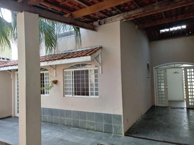 Casa / Sobrado para Locação em Taubaté/SP Residencial Sítio Santo Antônio 4 Quartos