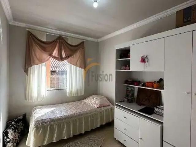 Casa / Sobrado para Venda em Telêmaco Borba/PR Parque Limeira Área 6 3 Quartos