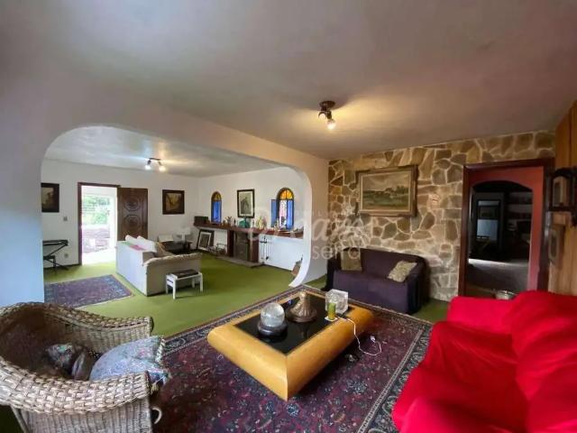 Casa / Sobrado para Venda em Teresópolis/RJ Agriões 4 Quartos