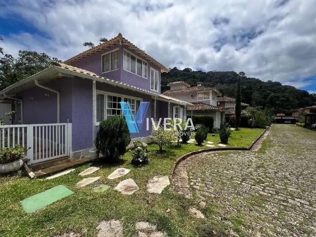 Casa / Sobrado para Venda em Teresópolis/RJ Albuquerque 3 Quartos