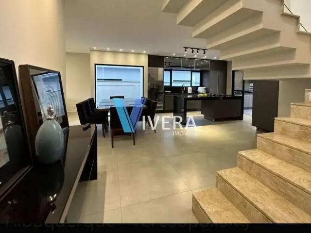Casa / Sobrado para Venda em Teresópolis/RJ Albuquerque 4 Quartos