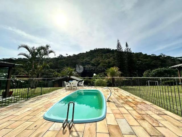 Casa / Sobrado para Venda em Teresópolis/RJ Albuquerque 5 Quartos