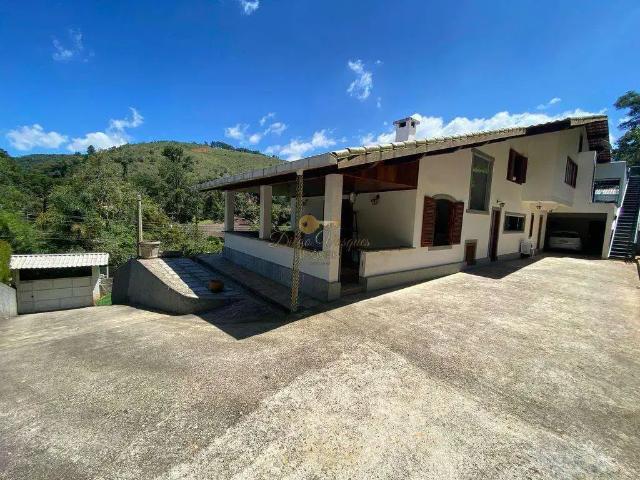 Casa / Sobrado para Venda em Teresópolis/RJ Albuquerque 6 Quartos