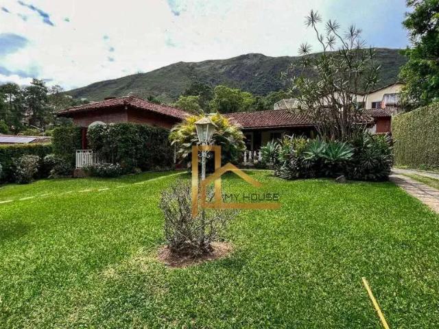 Casa / Sobrado para Venda em Teresópolis/RJ Araras 4 Quartos