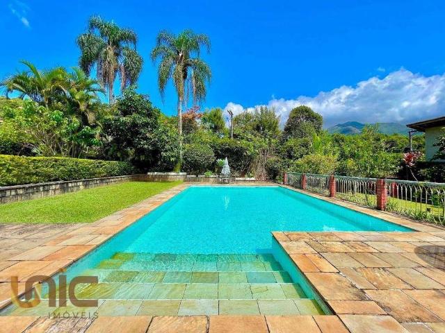 Casa / Sobrado para Venda em Teresópolis/RJ Araras 5 Quartos