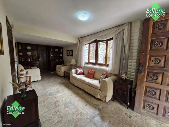 Casa / Sobrado para Venda em Teresópolis/RJ Carlos Guinle 4 Quartos