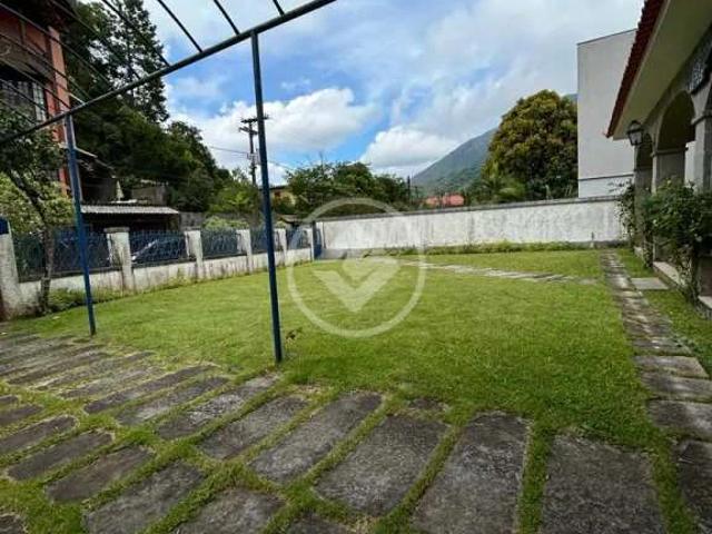 Casa / Sobrado para Venda em Teresópolis/RJ Carlos Guinle 4 Quartos