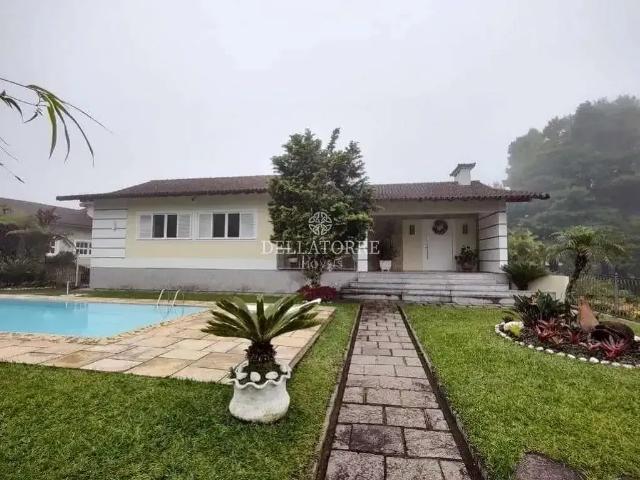Casa / Sobrado para Venda em Teresópolis/RJ Carlos Guinle 4 Quartos