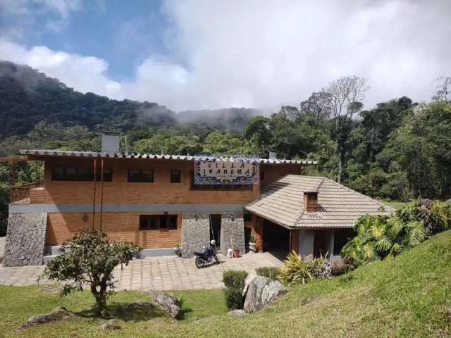 Casa / Sobrado para Venda em Teresópolis/RJ Granja Guarani 3 Quartos