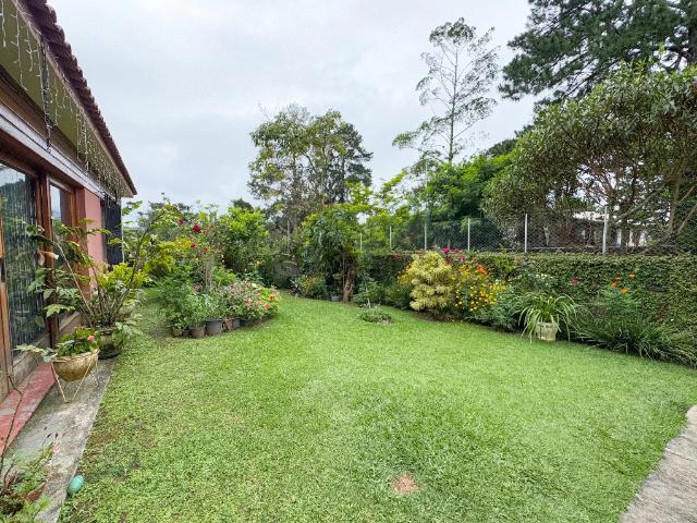 Casa / Sobrado para Venda em Teresópolis/RJ Iucas 4 Quartos