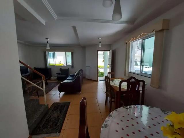 Casa / Sobrado para Venda em Teresópolis/RJ Iucas 4 Quartos