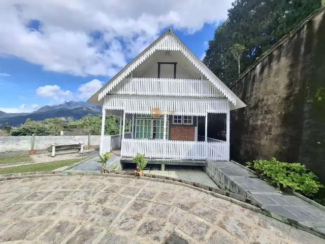 Casa / Sobrado para Venda em Teresópolis/RJ Jardim Europa 8 Quartos