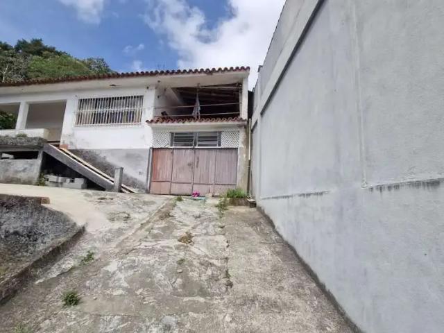 Casa / Sobrado para Venda em Teresópolis/RJ Jardim Meudon 4 Quartos