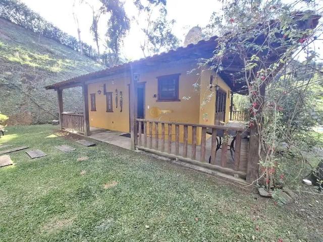 Casa / Sobrado para Venda em Teresópolis/RJ Jardim Salaco 2 Quartos