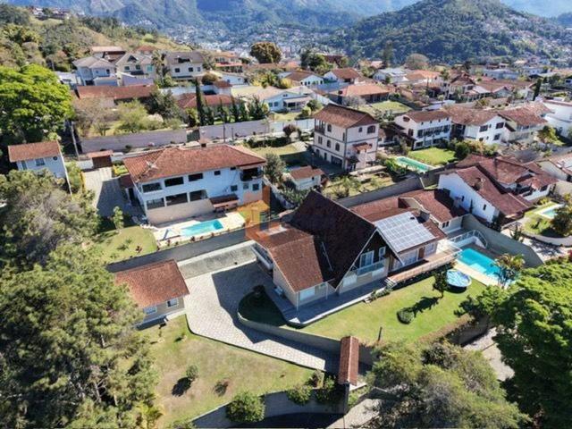 Casa / Sobrado para Venda em Teresópolis/RJ Parque São Luiz 4 Quartos
