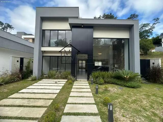 Casa / Sobrado para Venda em Teresópolis/RJ Posse 3 Quartos