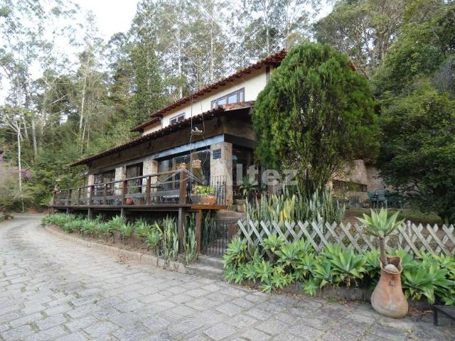 Casa / Sobrado para Venda em Teresópolis/RJ Santa Rita 4 Quartos