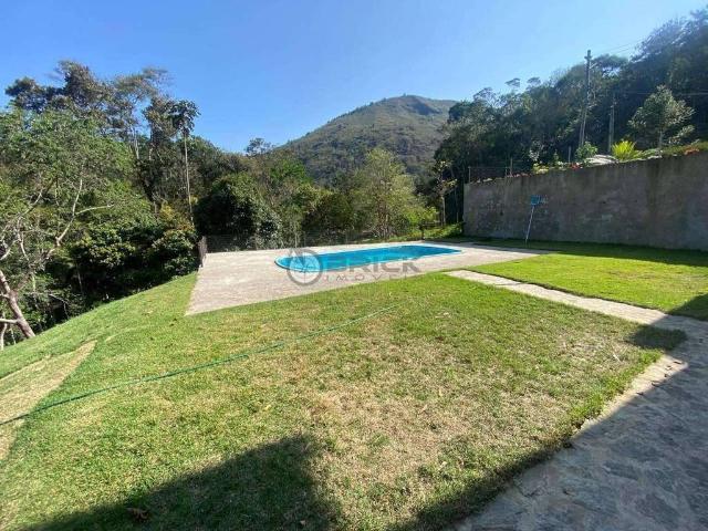 Casa / Sobrado para Venda em Teresópolis/RJ Três Córregos 4 Quartos