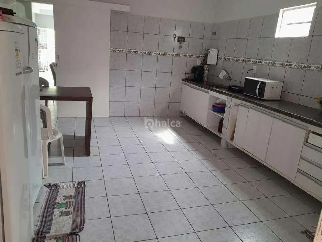 Casa / Sobrado para Venda em Teresina/PI Matadouro 4 Quartos