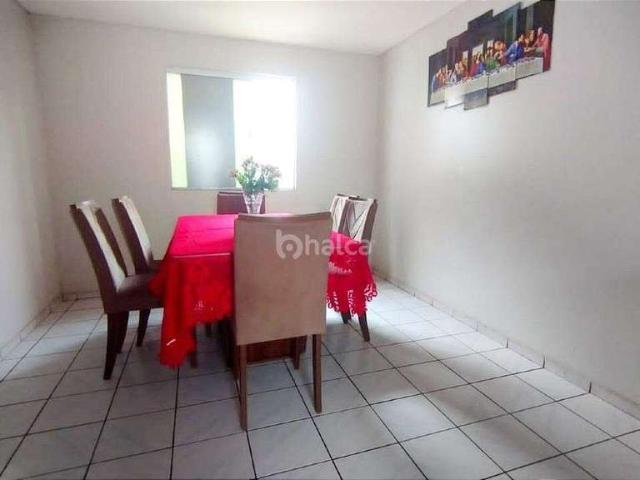 Casa / Sobrado para Venda em Teresina/PI Mocambinho 3 Quartos