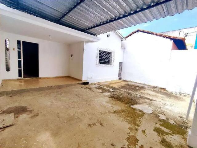 Casa / Sobrado para Venda em Teresina/PI Centro 4 Quartos