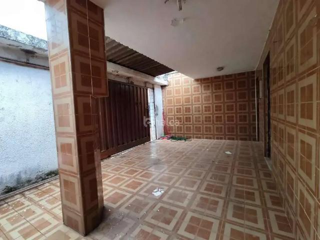 Casa / Sobrado para Venda em Teresina/PI Centro 4 Quartos