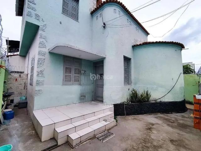 Casa / Sobrado para Venda em Teresina/PI Centro 4 Quartos