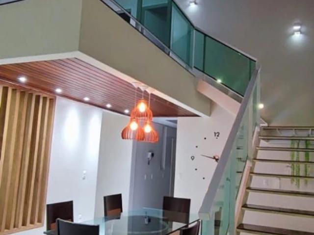 Casa / Sobrado para Venda em Teresina/PI Fátima 4 Quartos