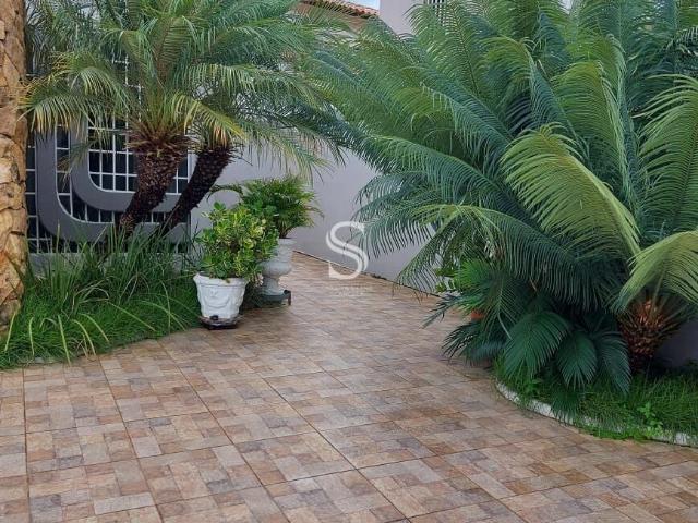 Casa / Sobrado para Venda em Teresina/PI Fátima 4 Quartos
