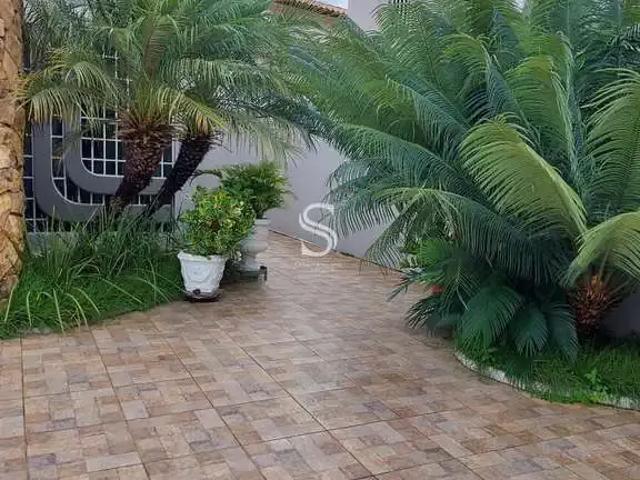 Casa / Sobrado para Venda em Teresina/PI Fátima 4 Quartos
