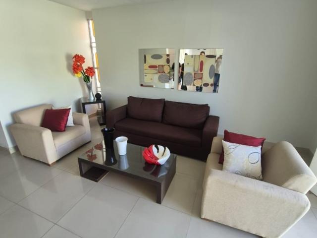 Casa / Sobrado para Venda em Teresina/PI Horto 4 Quartos