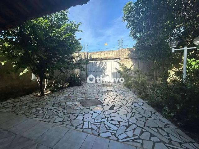 Casa / Sobrado para Venda em Teresina/PI Ininga 4 Quartos