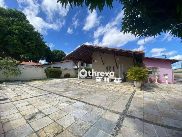 Casa / Sobrado para Venda em Teresina/PI Ininga 5 Quartos