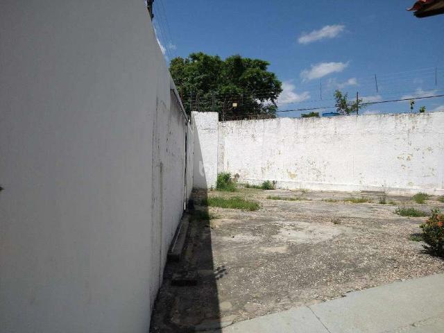 Casa / Sobrado para Venda em Teresina/PI São Cristóvão 3 Quartos