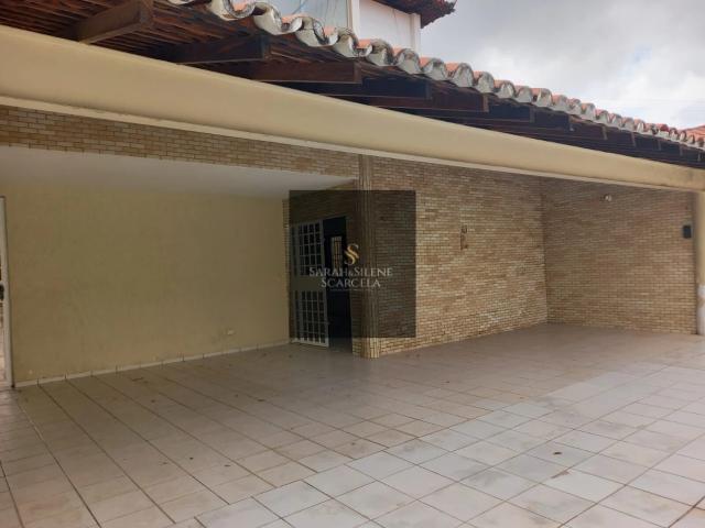 Casa / Sobrado para Venda em Teresina/PI São João 4 Quartos