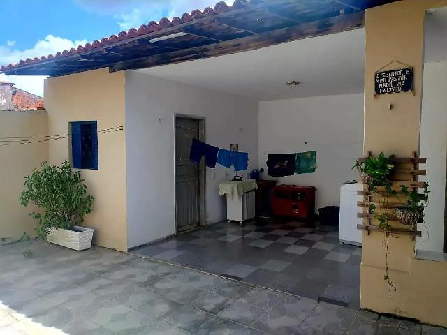 Casa / Sobrado para Venda em Teresina/PI São João 5 Quartos