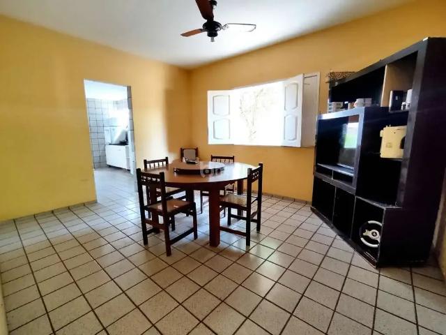 Casa / Sobrado para Venda em Teresina/PI São Pedro 4 Quartos