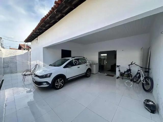 Casa / Sobrado para Venda em Teresina/PI Saci 3 Quartos