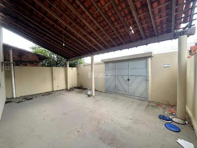 Casa / Sobrado para Venda em Teresina/PI Vale Quem Tem 3 Quartos