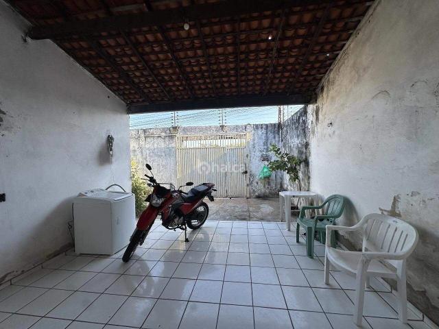 Casa / Sobrado para Venda em Teresina/PI Vale Quem Tem 3 Quartos