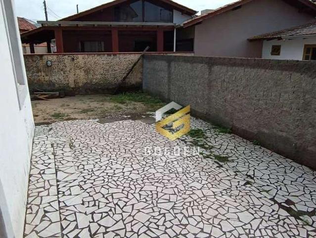 Casa / Sobrado para Venda em Tijucas/SC Centro 4 Quartos
