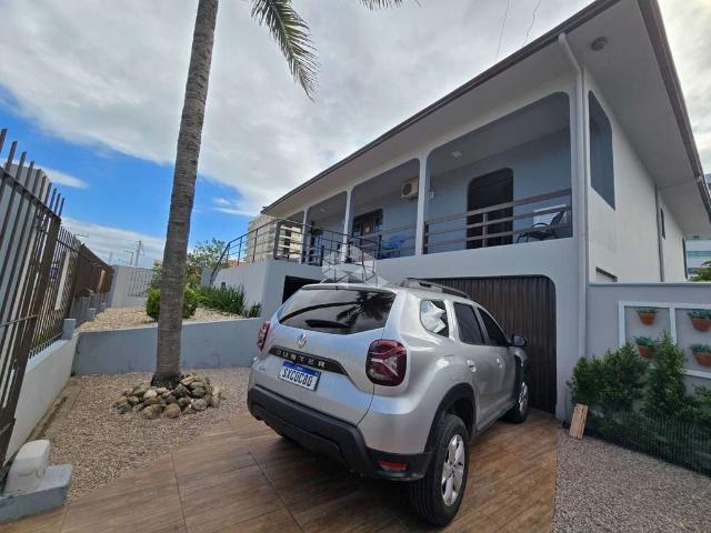 Casa / Sobrado para Venda em Tijucas/SC Centro 4 Quartos