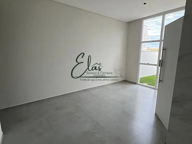 Casa / Sobrado para Venda em Tijucas/SC Areias 2 Quartos